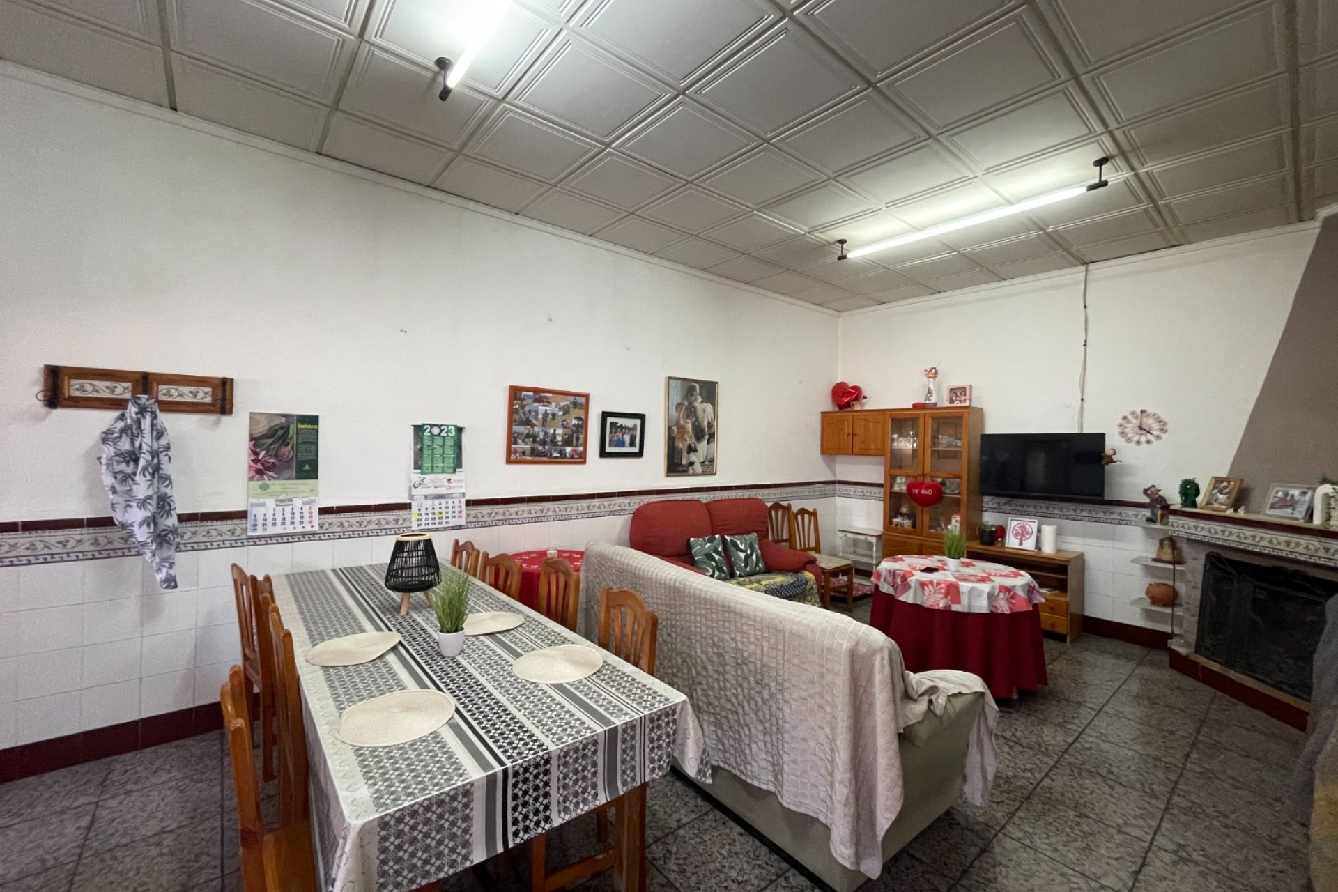 Revente - Villa -
San Miguel de Salinas - Inland