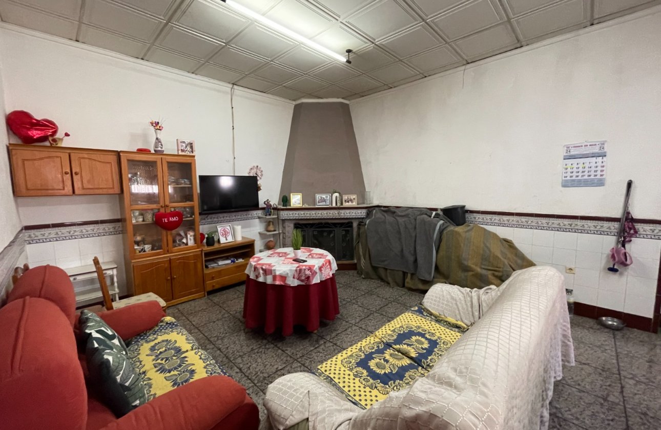 Revente - Villa -
San Miguel de Salinas - Inland