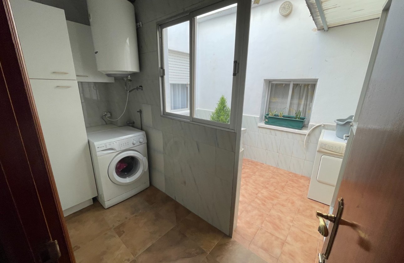 Revente - Villa -
San Miguel de Salinas - Inland