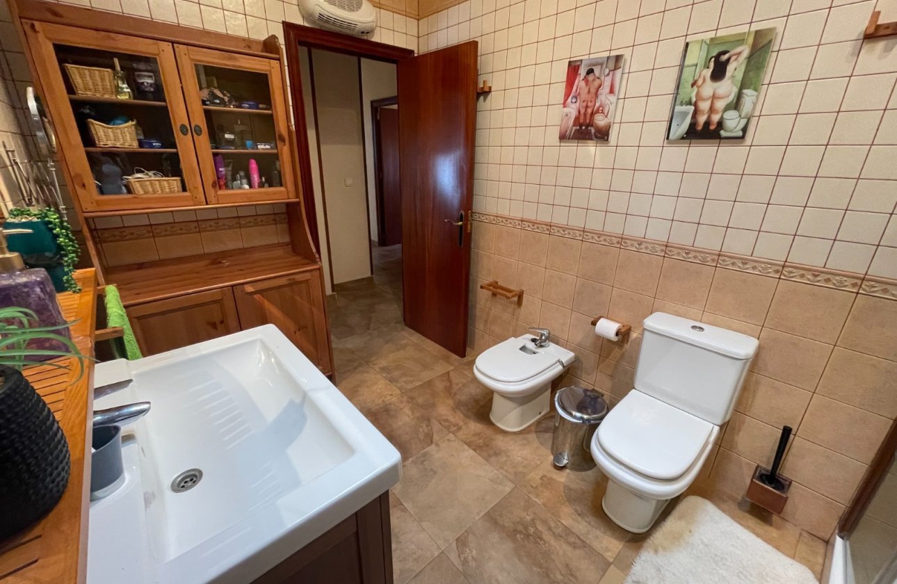 Revente - Villa -
San Miguel de Salinas - Inland