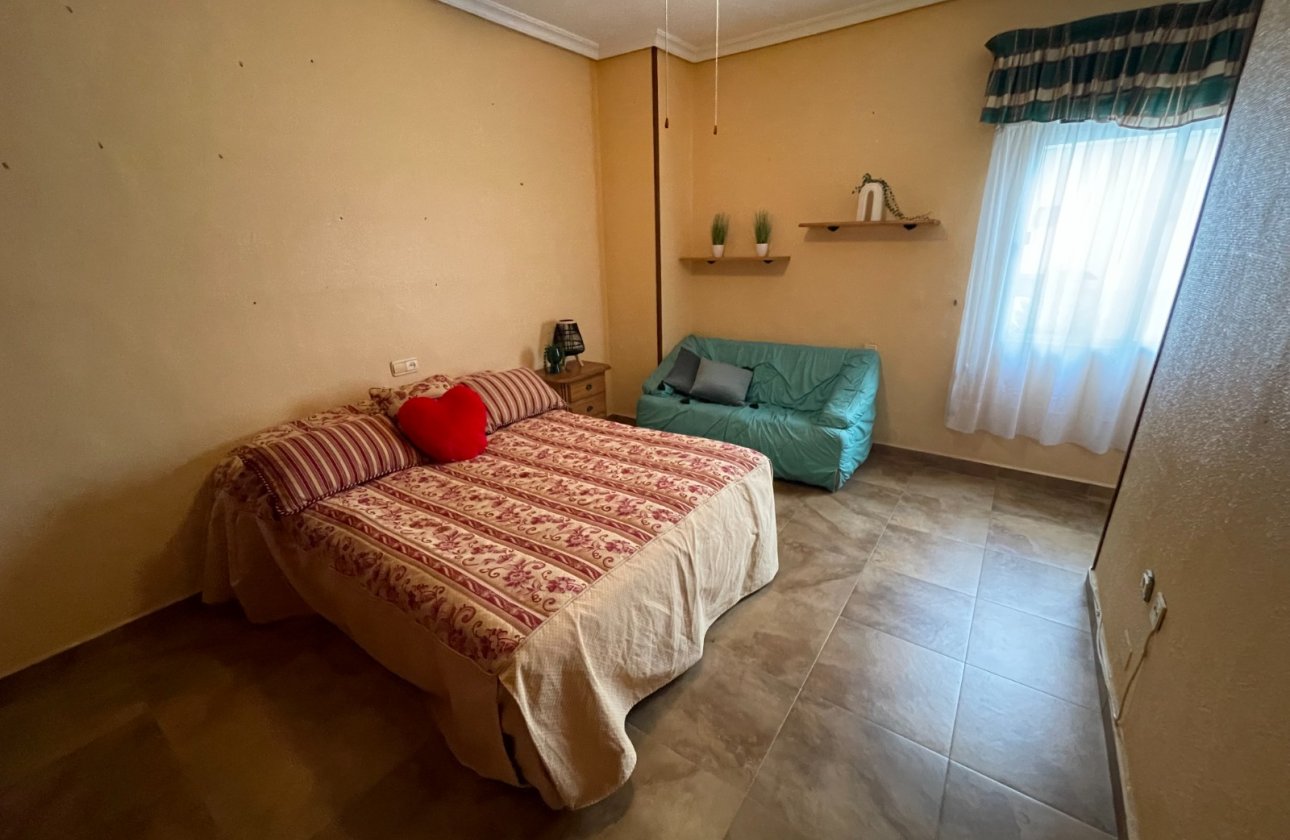 Revente - Villa -
San Miguel de Salinas - Inland