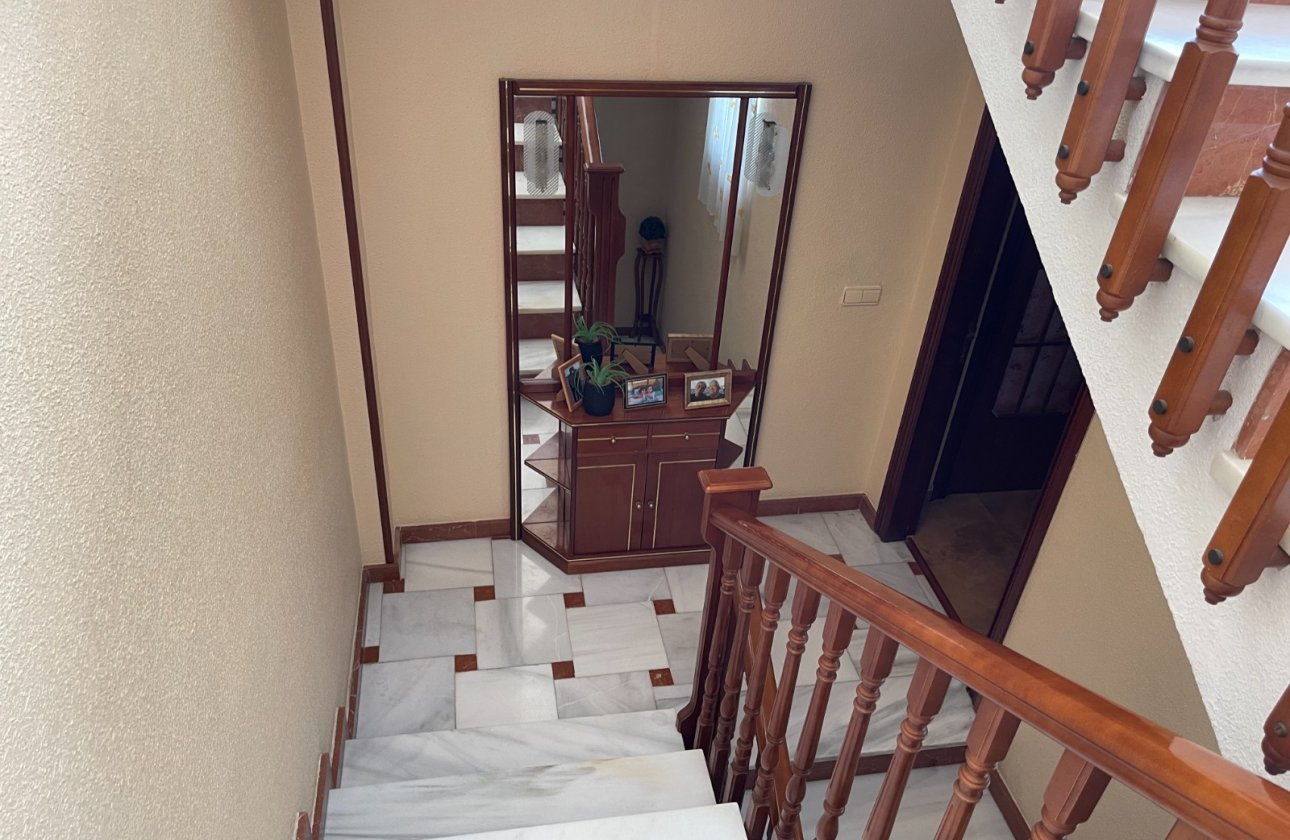 Revente - Villa -
San Miguel de Salinas - Inland