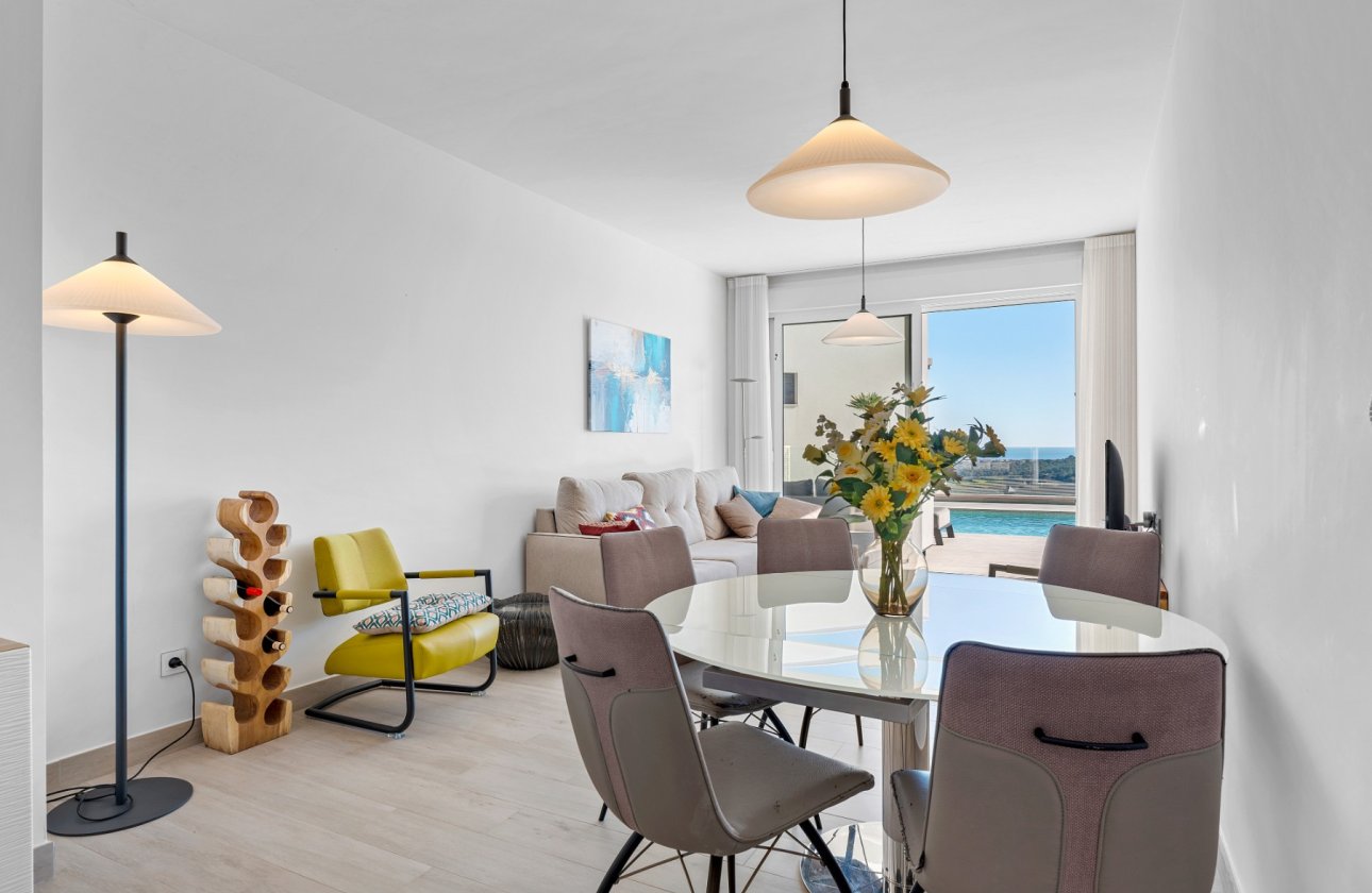 Revente - Villa -
San Miguel de Salinas - Inland