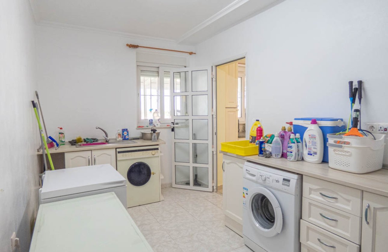 Revente - Villa -
San Miguel de Salinas - Inland