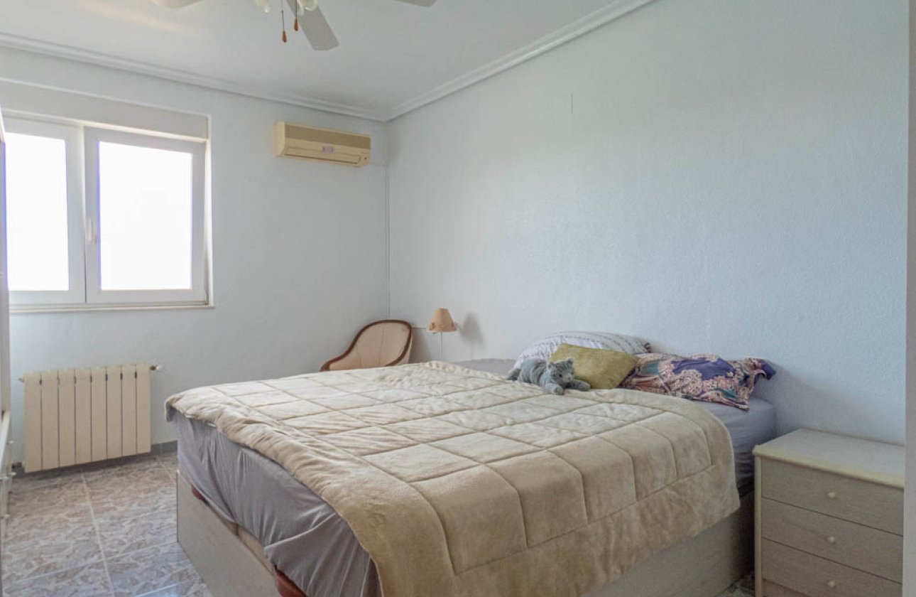 Revente - Villa -
San Miguel de Salinas - Inland