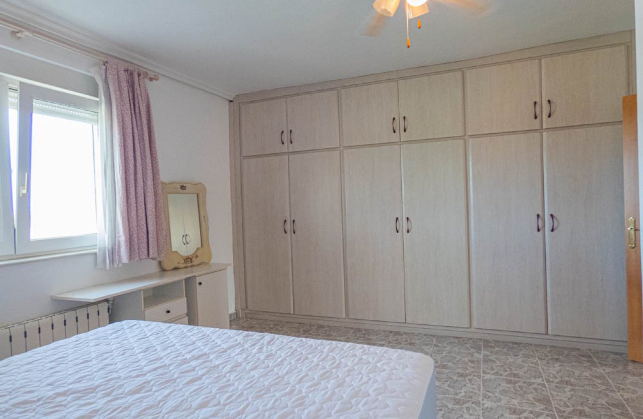 Revente - Villa -
San Miguel de Salinas - Inland