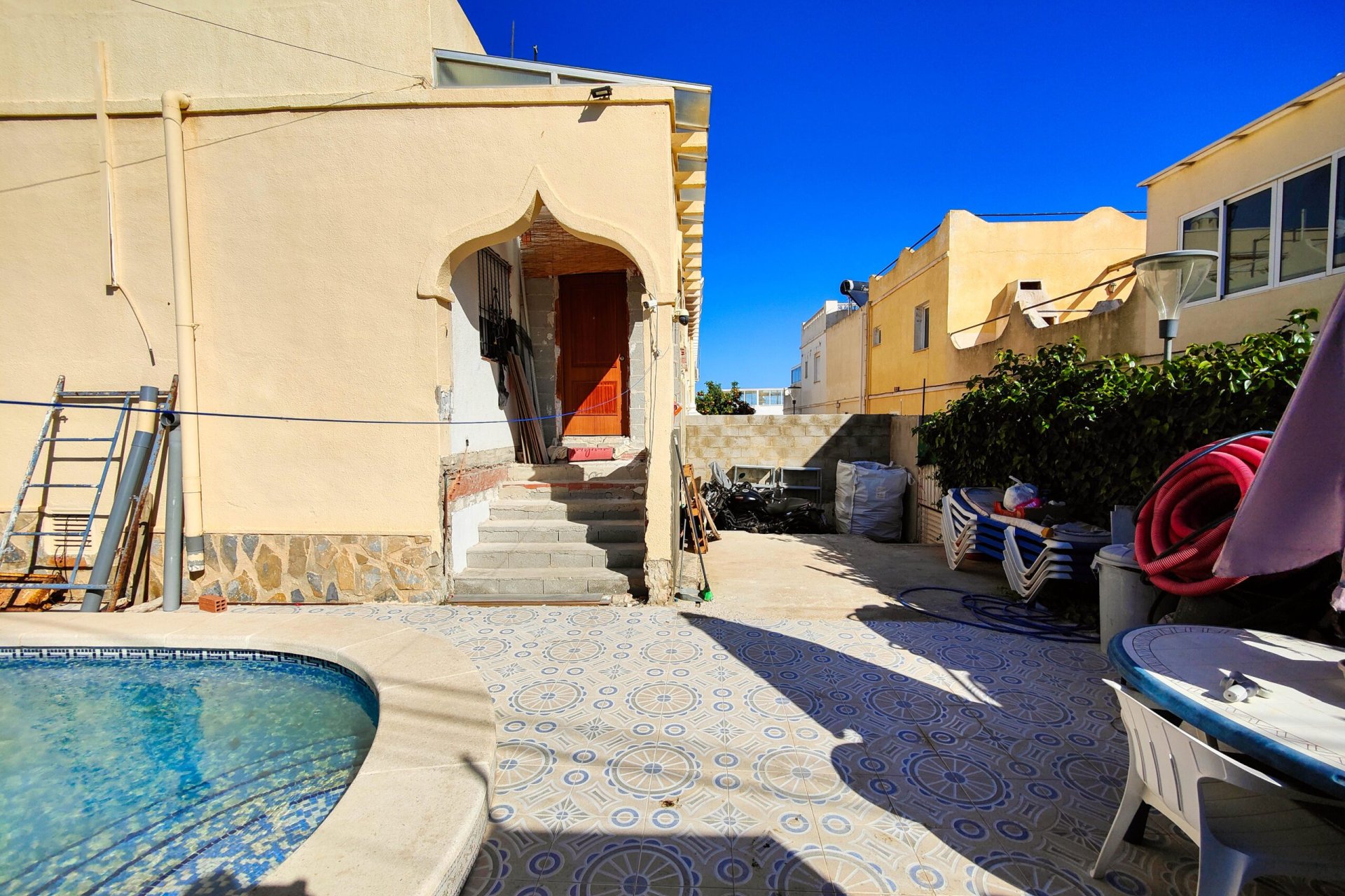Revente - Villa -
San Miguel de Salinas - Inland