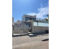 Revente - Villa -
San Miguel de Salinas - Inland