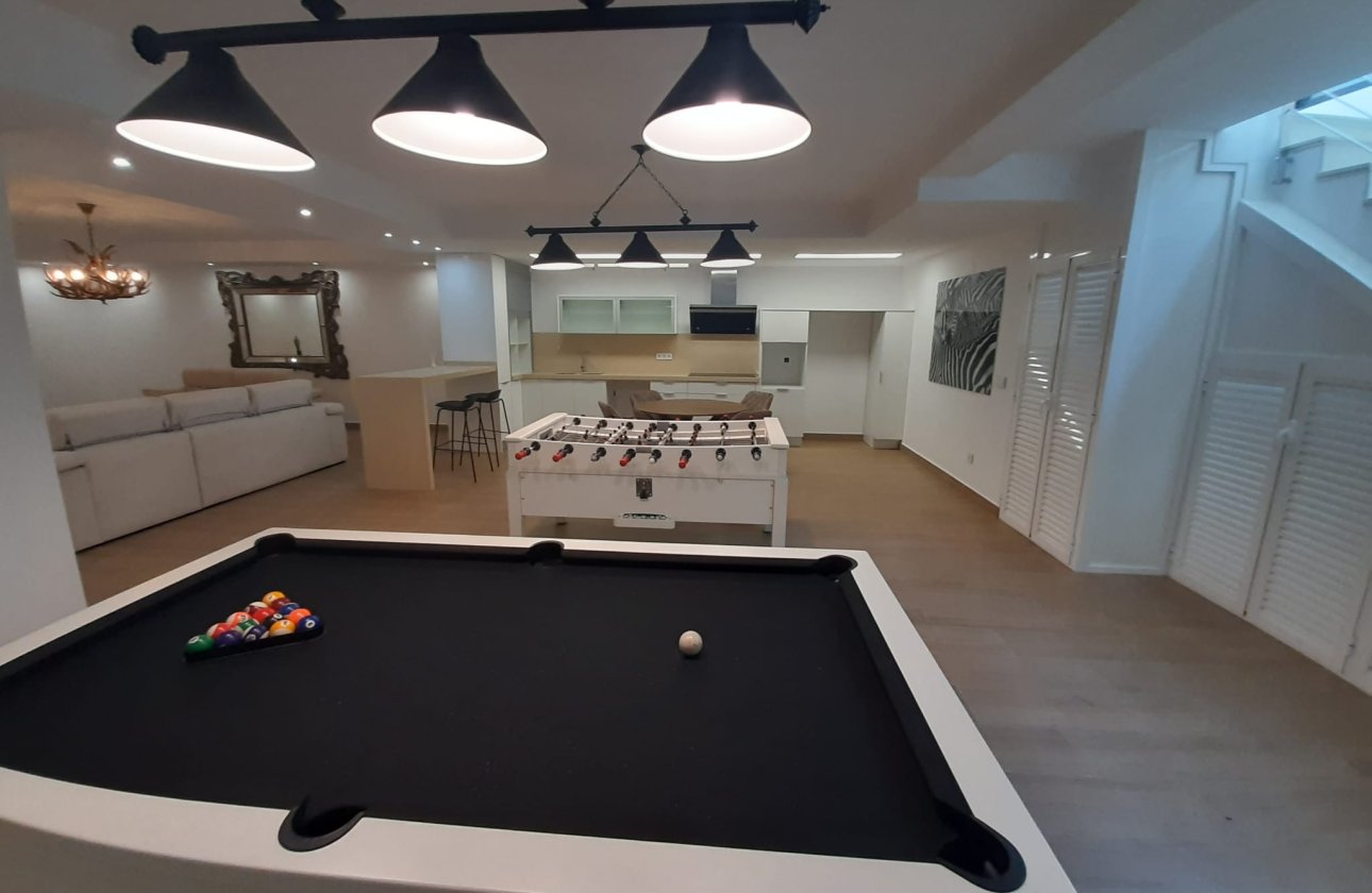 Revente - Villa -
San Miguel de Salinas - Inland