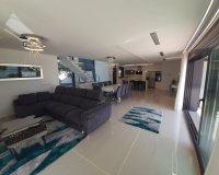 Revente - Villa -
San Miguel de Salinas - Inland