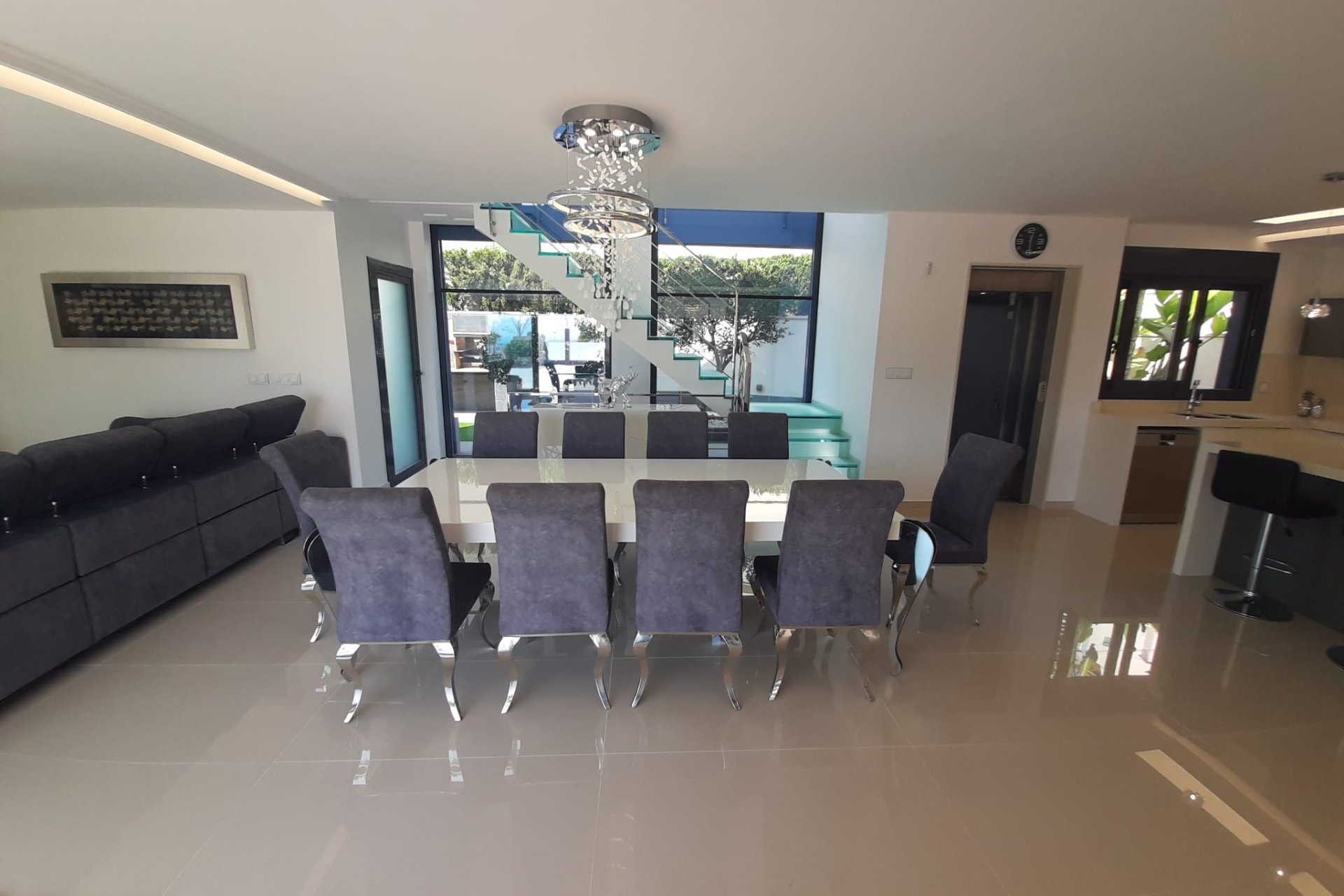 Revente - Villa -
San Miguel de Salinas - Inland