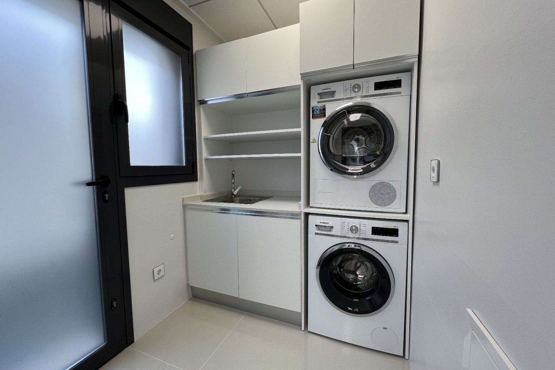 Revente - Villa -
San Miguel de Salinas - Inland