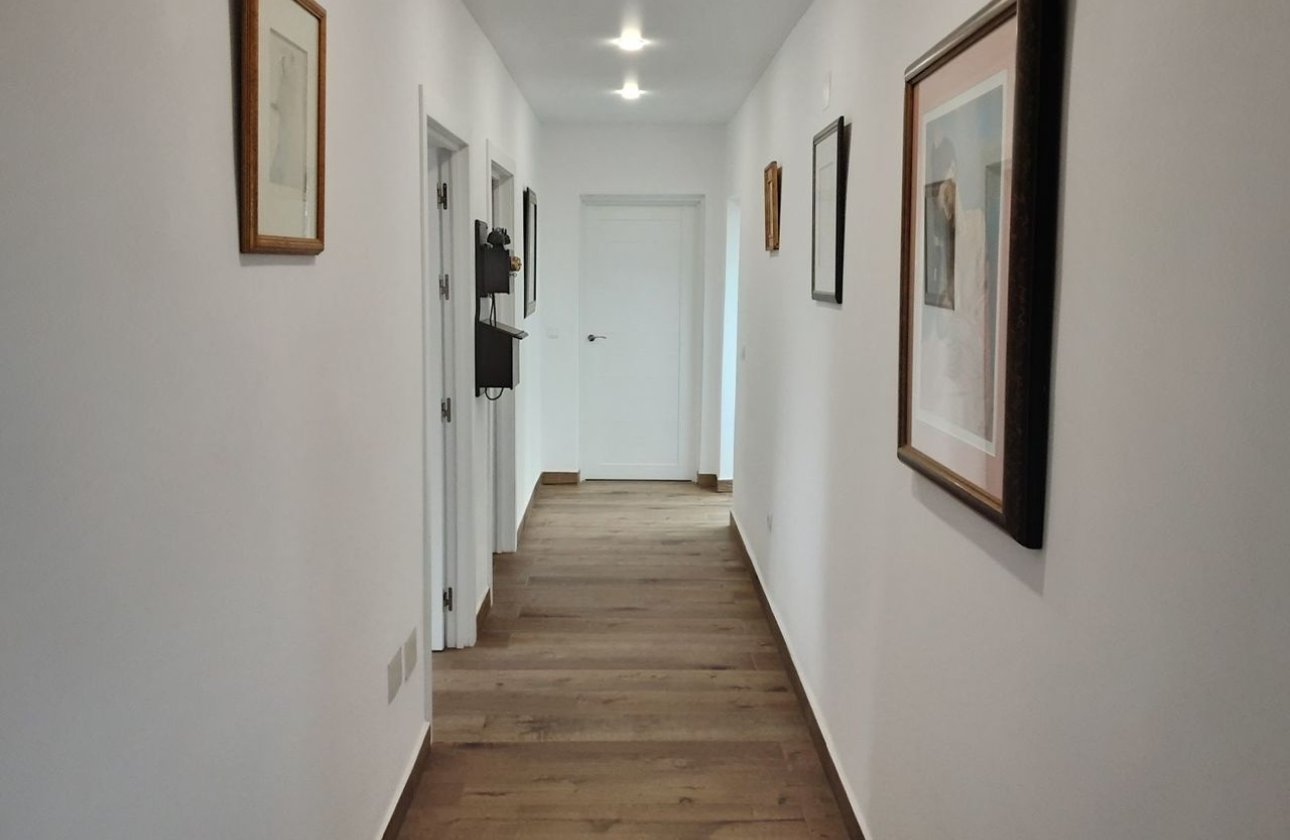 Revente - Villa -
San Miguel de Salinas - Inland