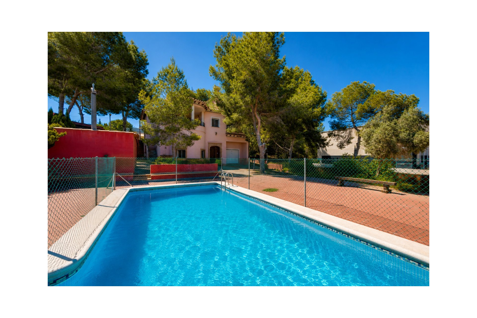 Revente - Villa -
San Miguel de Salinas - Inland