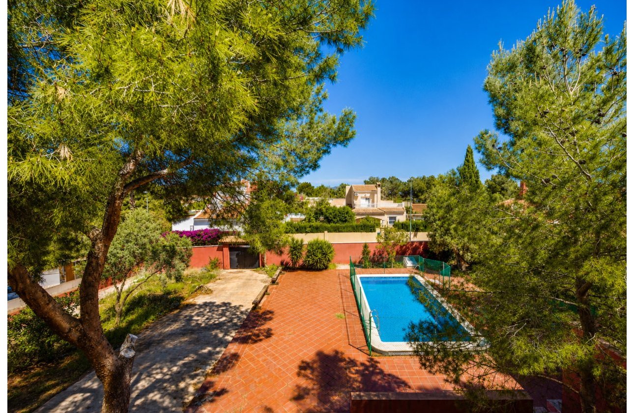 Revente - Villa -
San Miguel de Salinas - Inland