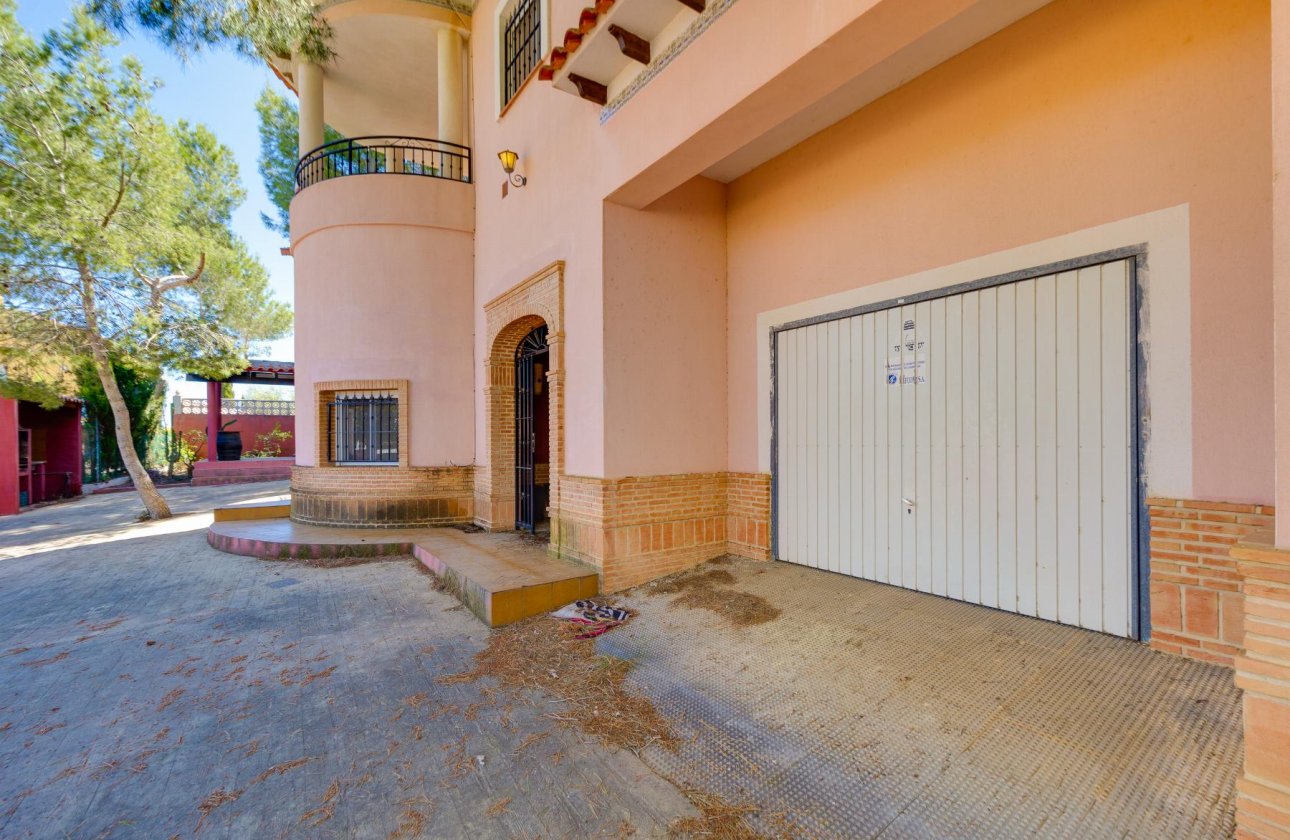 Revente - Villa -
San Miguel de Salinas - Inland
