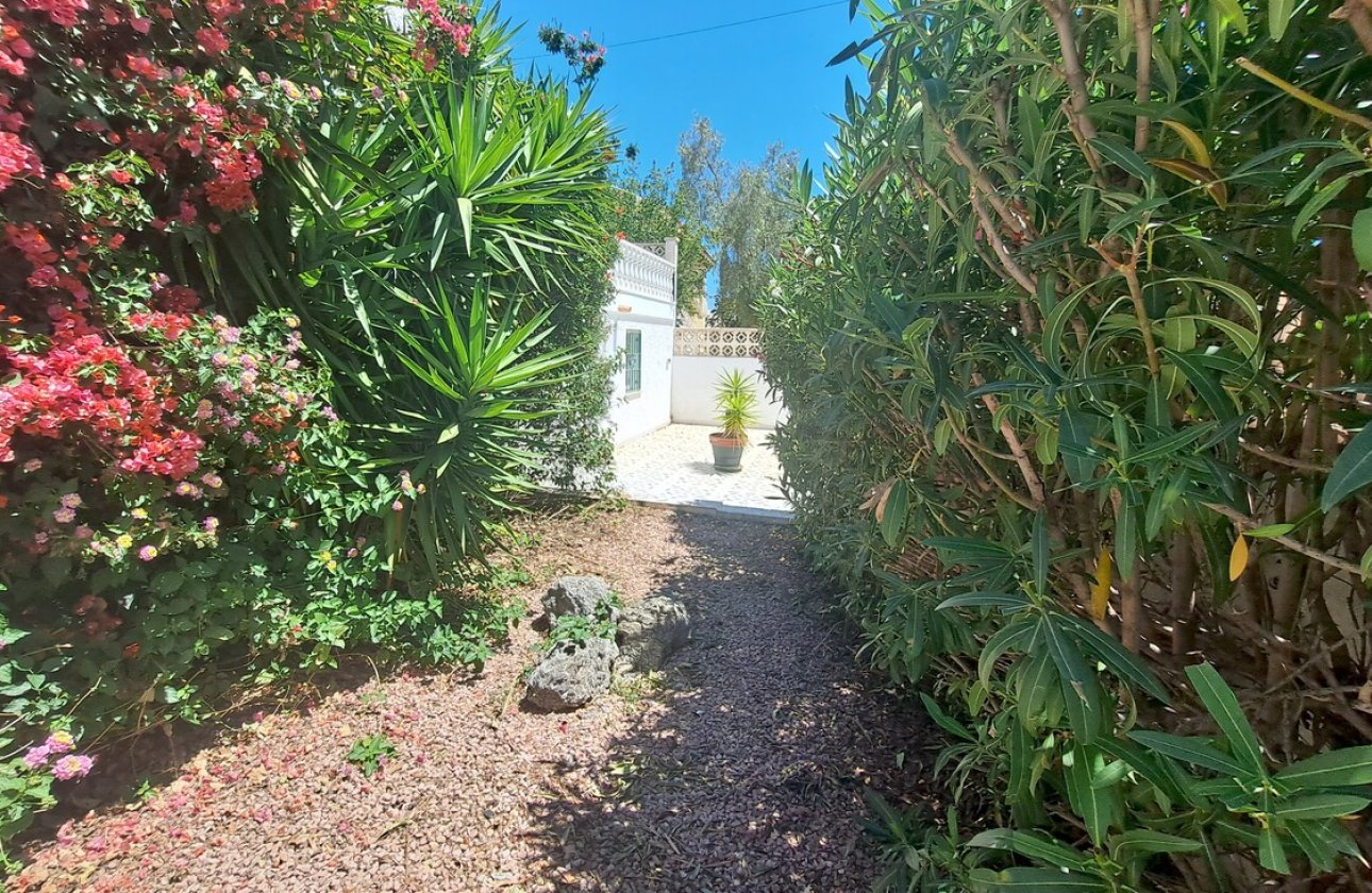 Revente - Villa -
San Miguel de Salinas - Inland