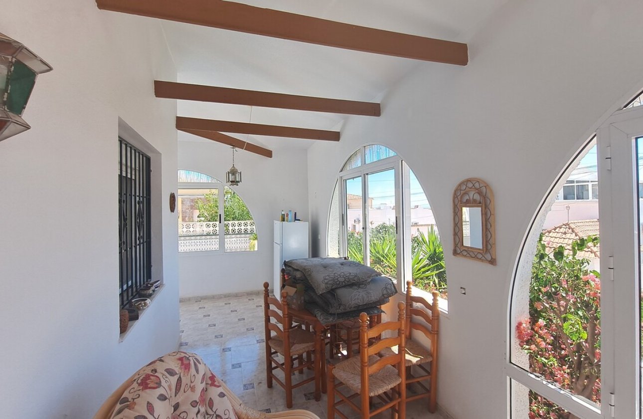 Revente - Villa -
San Miguel de Salinas - Inland