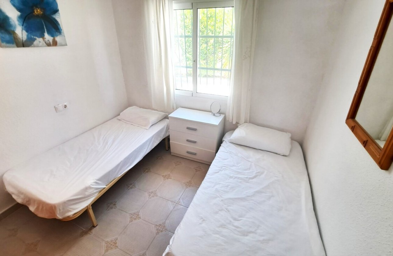 Revente - Villa -
San Miguel de Salinas - Inland
