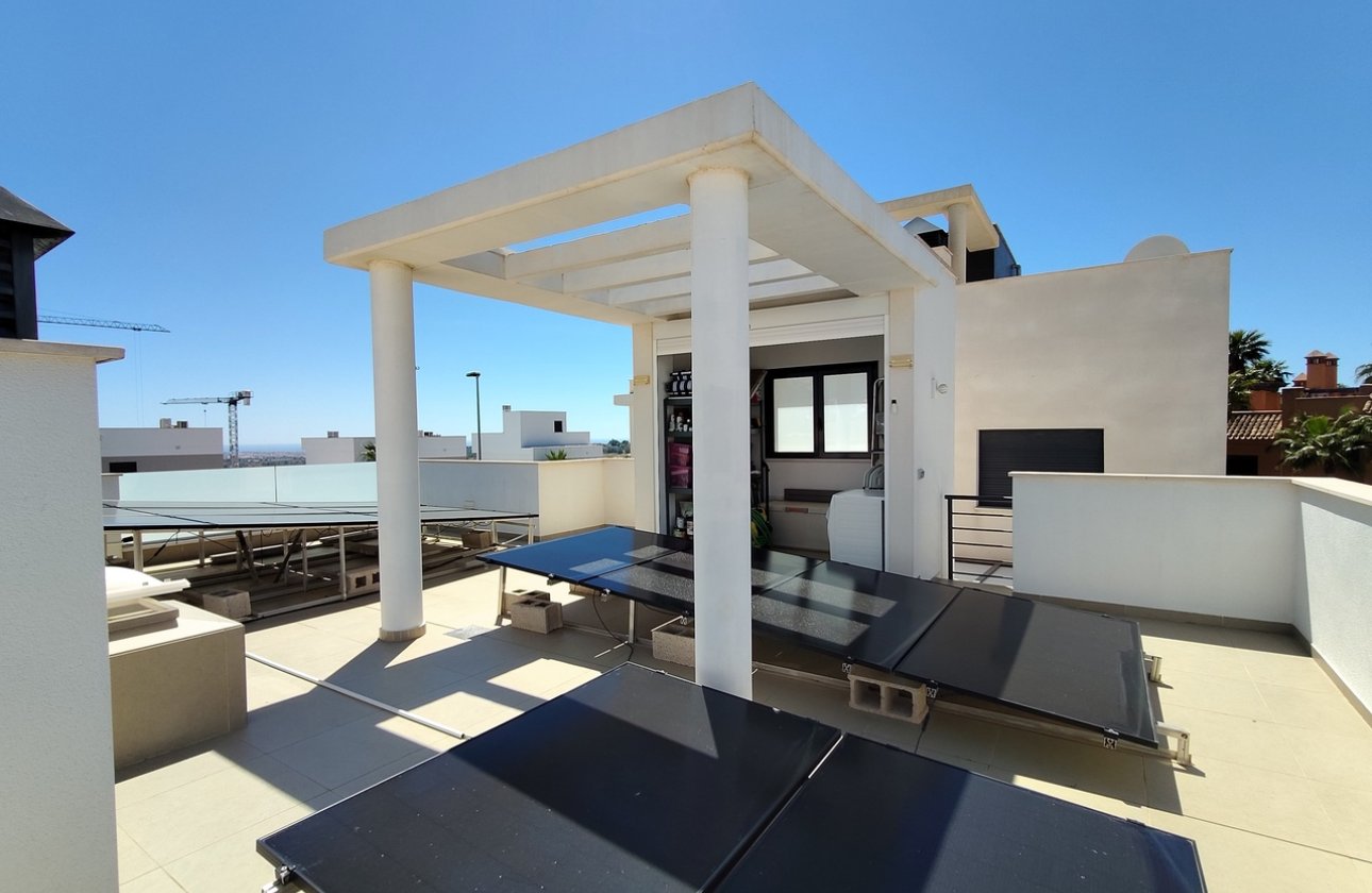 Revente - Villa -
San Miguel de Salinas - Inland