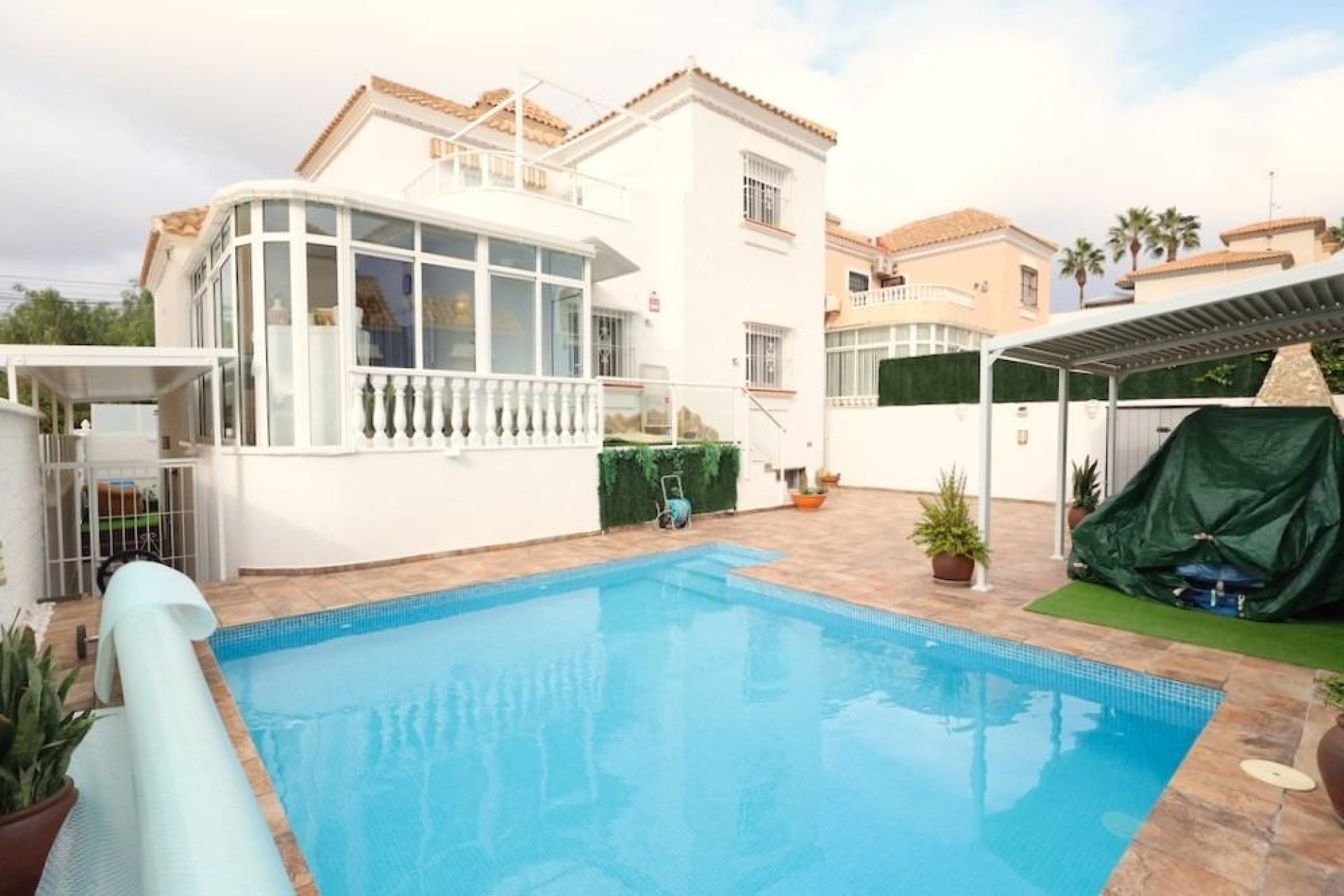 Revente - Villa -
San Miguel de Salinas - Inland