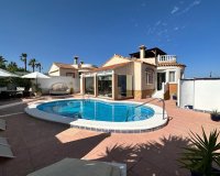 Revente - Villa -
San Miguel de Salinas - Inland
