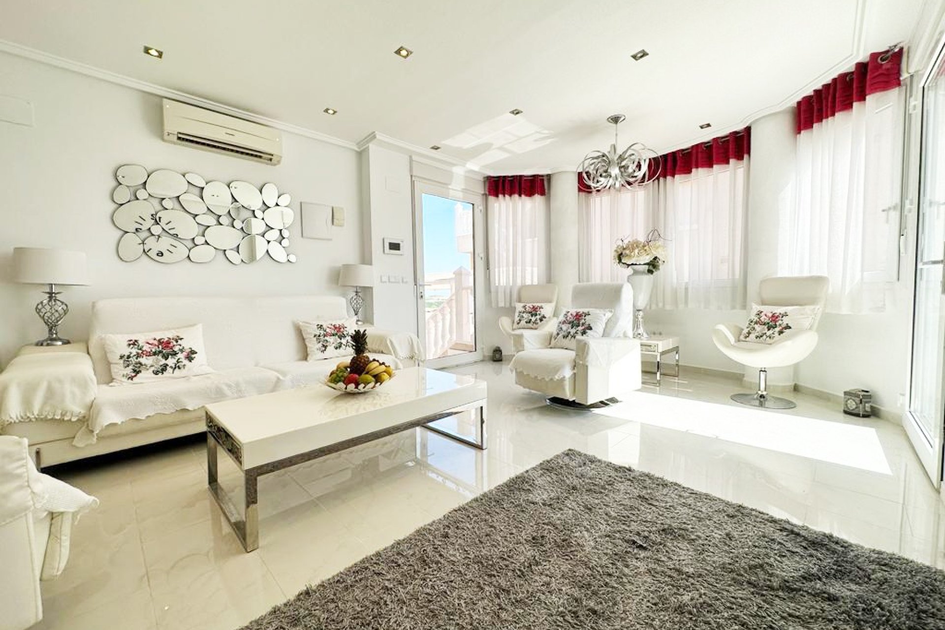 Revente - Villa -
San Miguel de Salinas - Inland