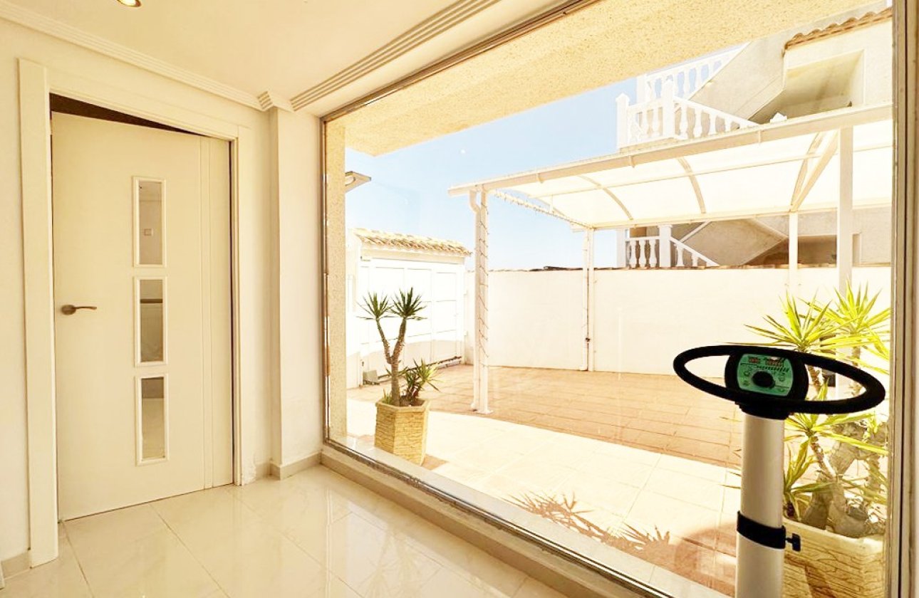 Revente - Villa -
San Miguel de Salinas - Inland