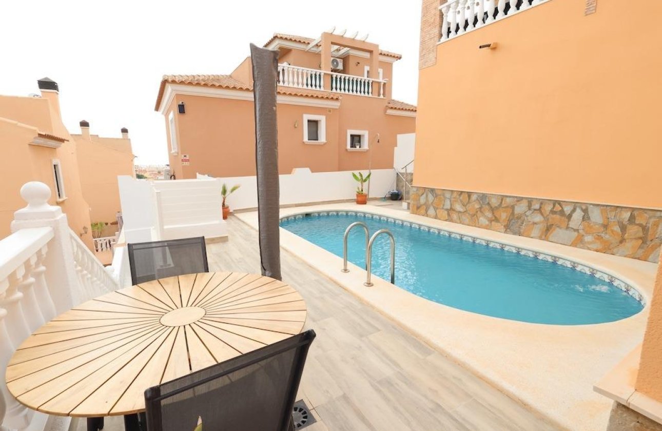 Revente - Villa -
San Miguel de Salinas - Inland