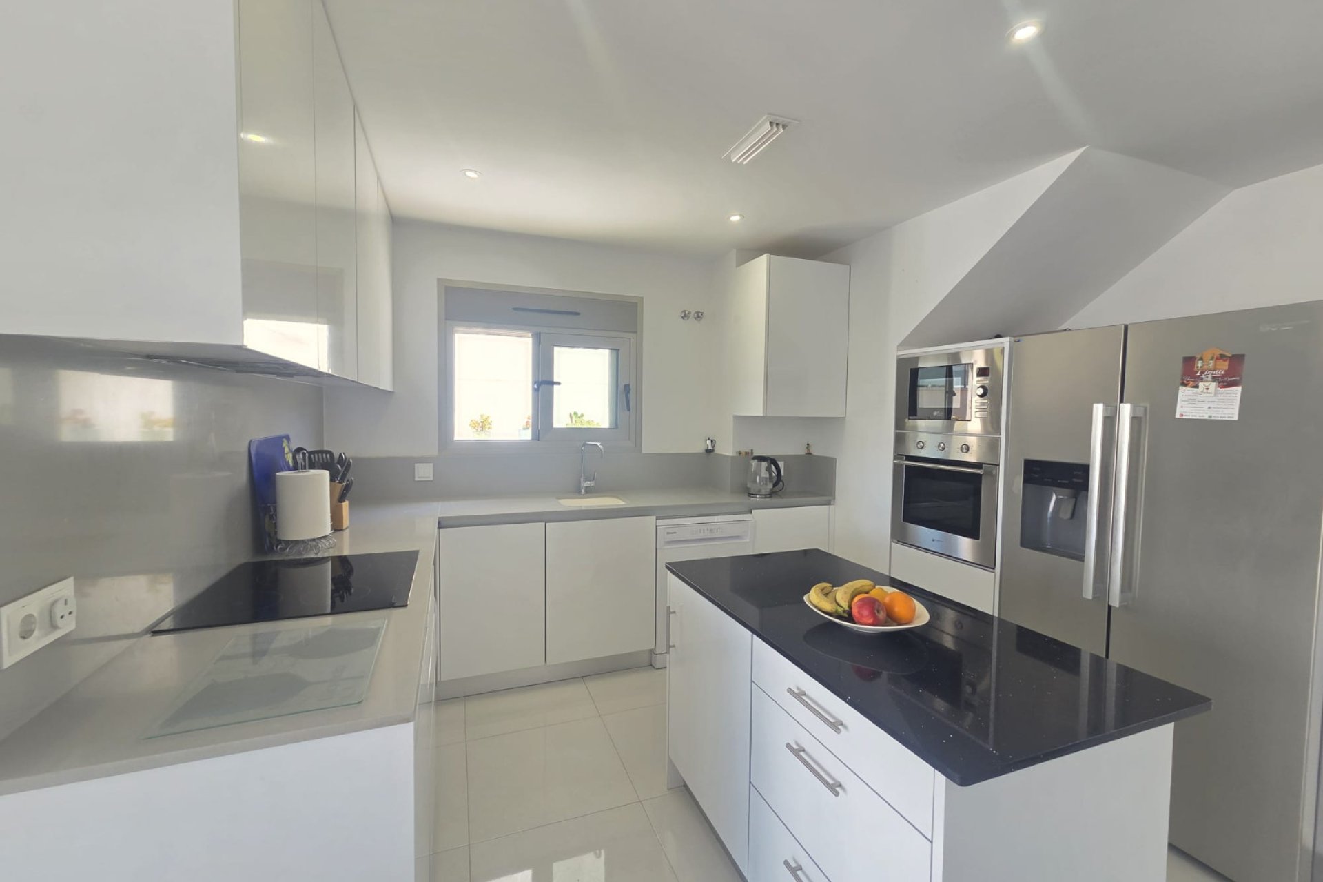 Revente - Villa -
San Miguel de Salinas - Inland