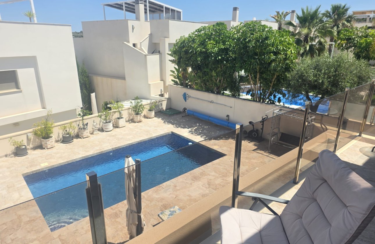 Revente - Villa -
San Miguel de Salinas - Inland