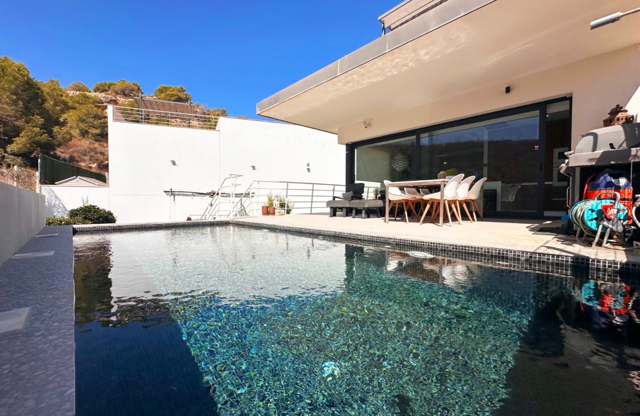 Revente - Villa -
San Miguel de Salinas - Inland