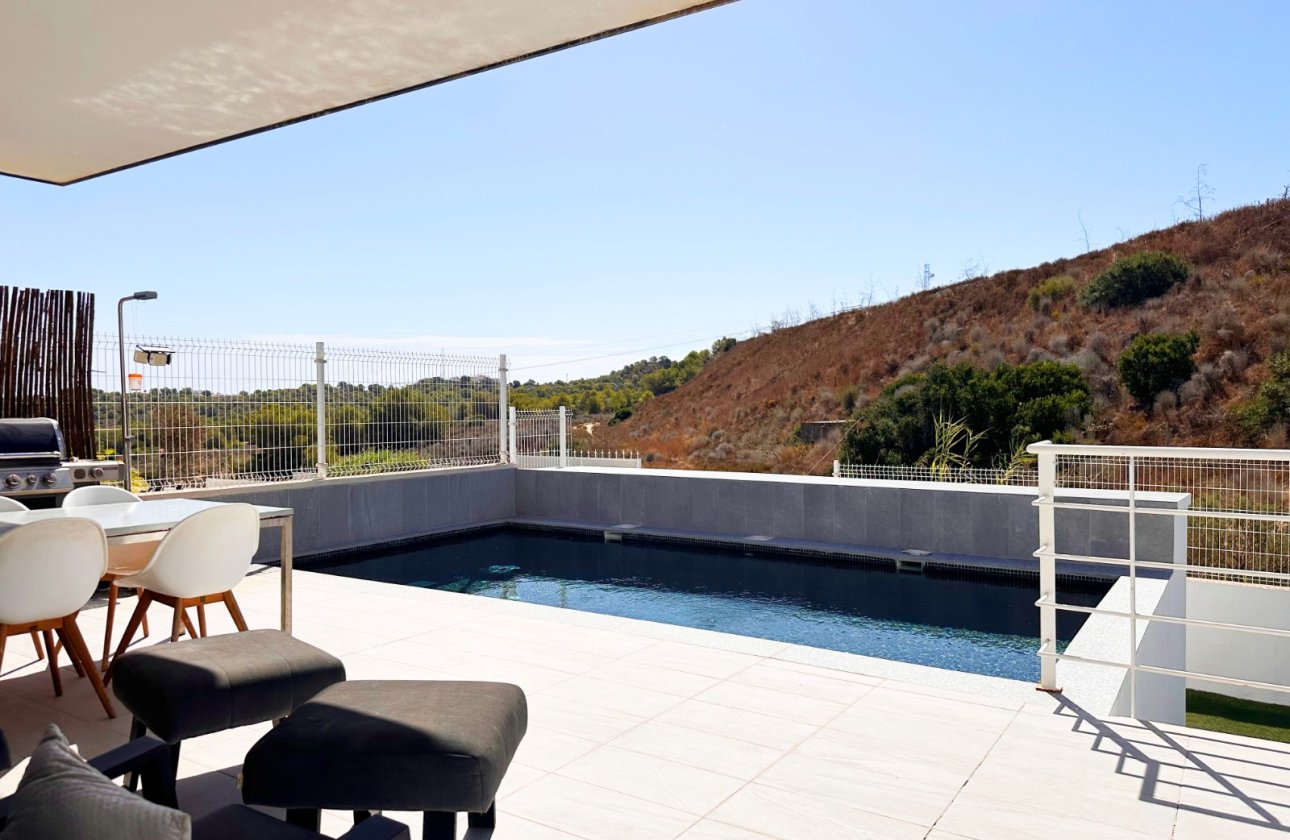 Revente - Villa -
San Miguel de Salinas - Inland