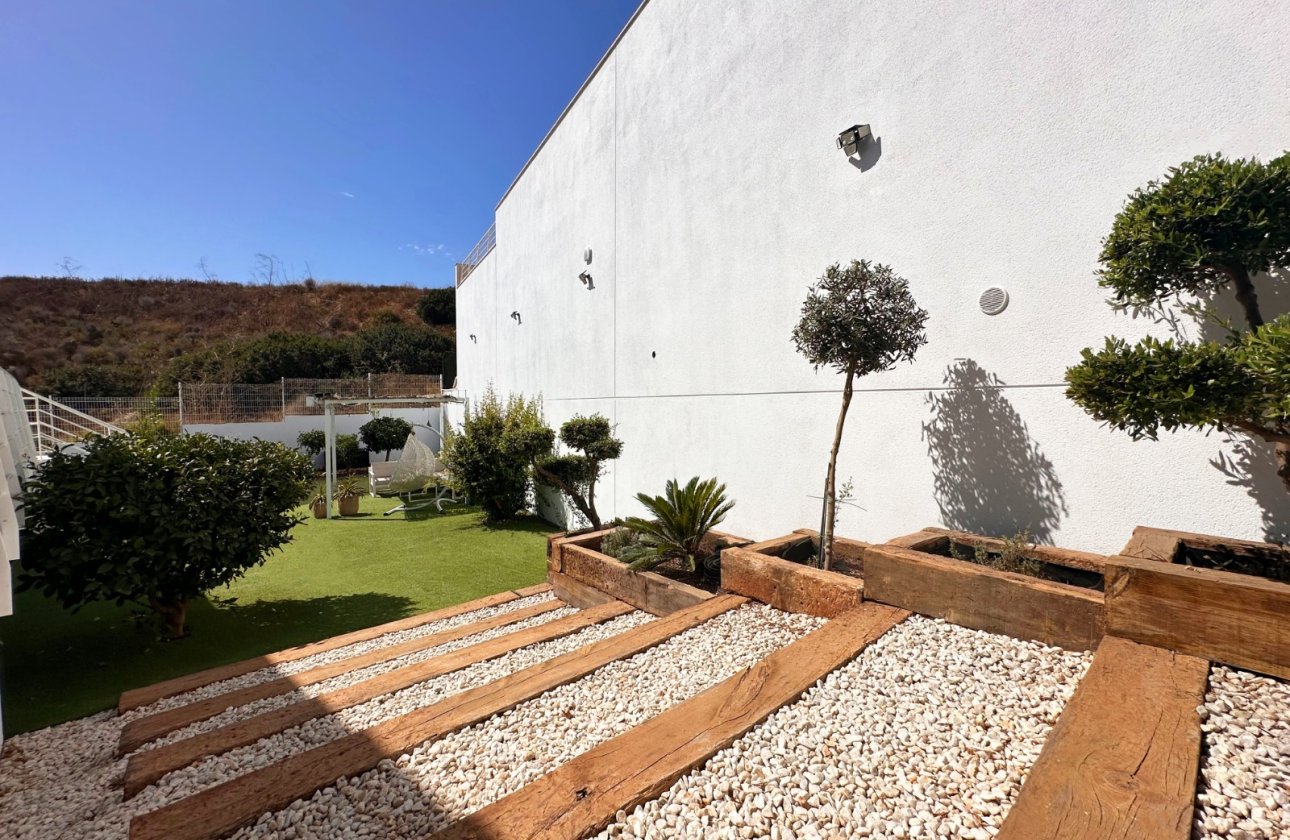 Revente - Villa -
San Miguel de Salinas - Inland