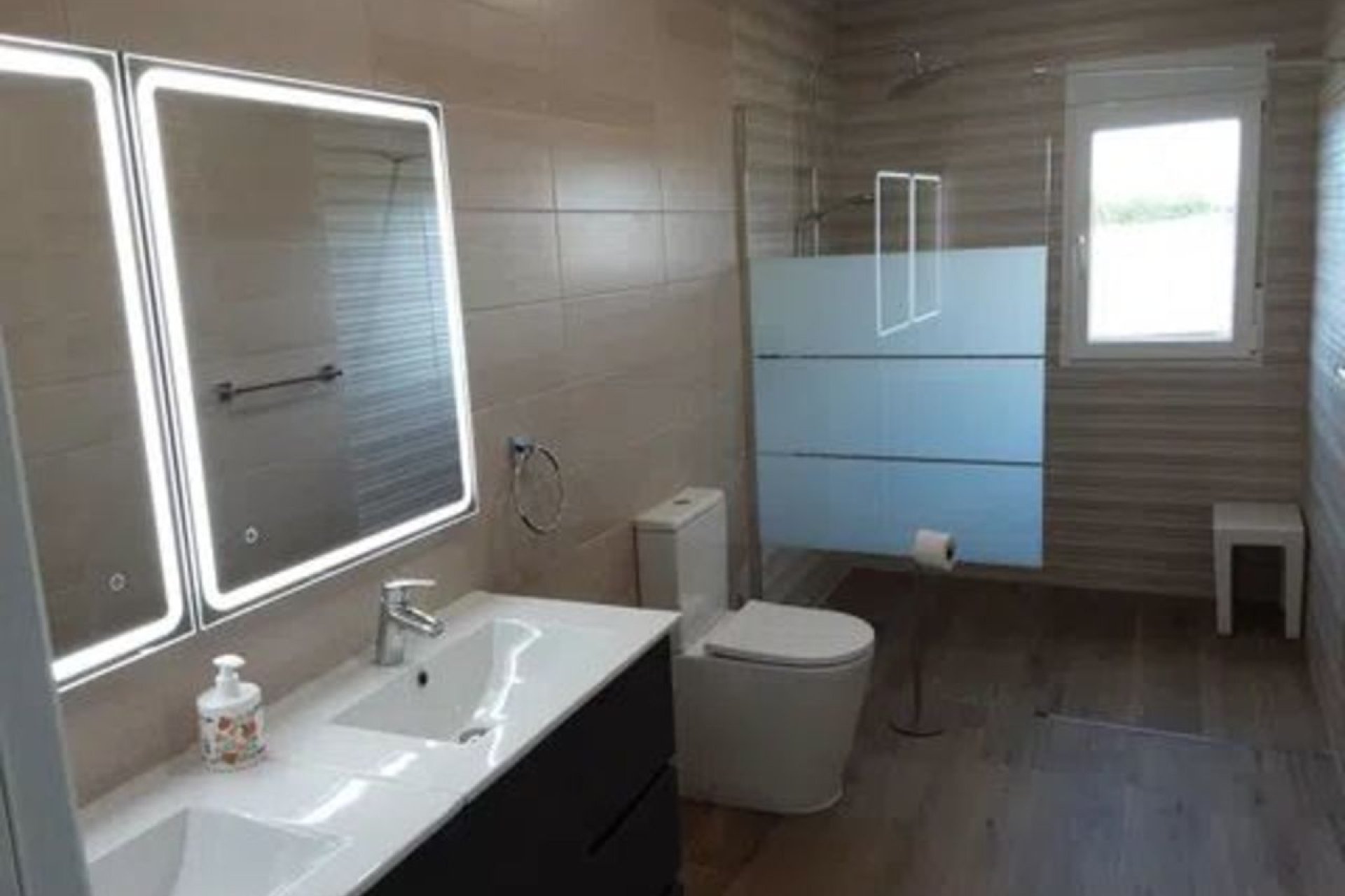 Revente - Villa -
San Miguel de Salinas - Inland