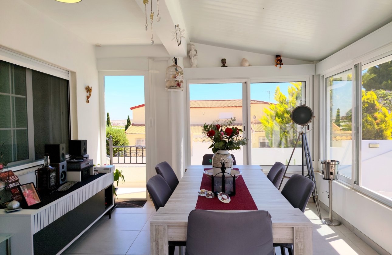 Revente - Villa -
San Miguel / Vistabella Golf - Inland