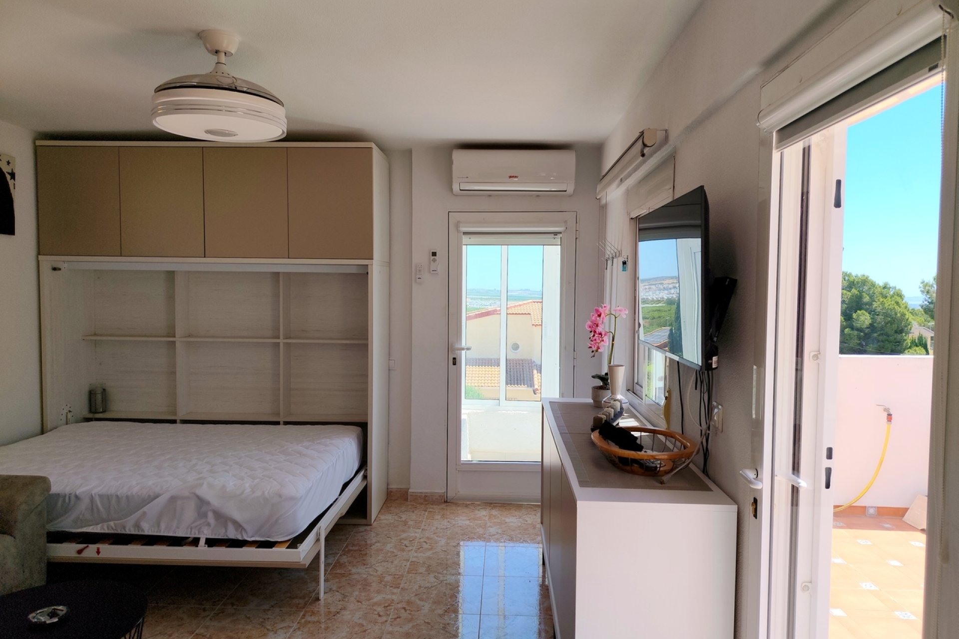 Revente - Villa -
San Miguel / Vistabella Golf - Inland