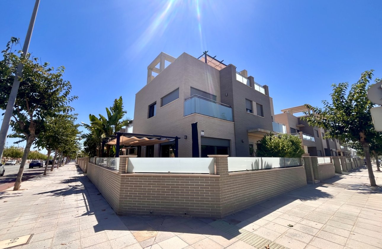 Revente - Villa -
Torre de la Horadada - Costa Blanca