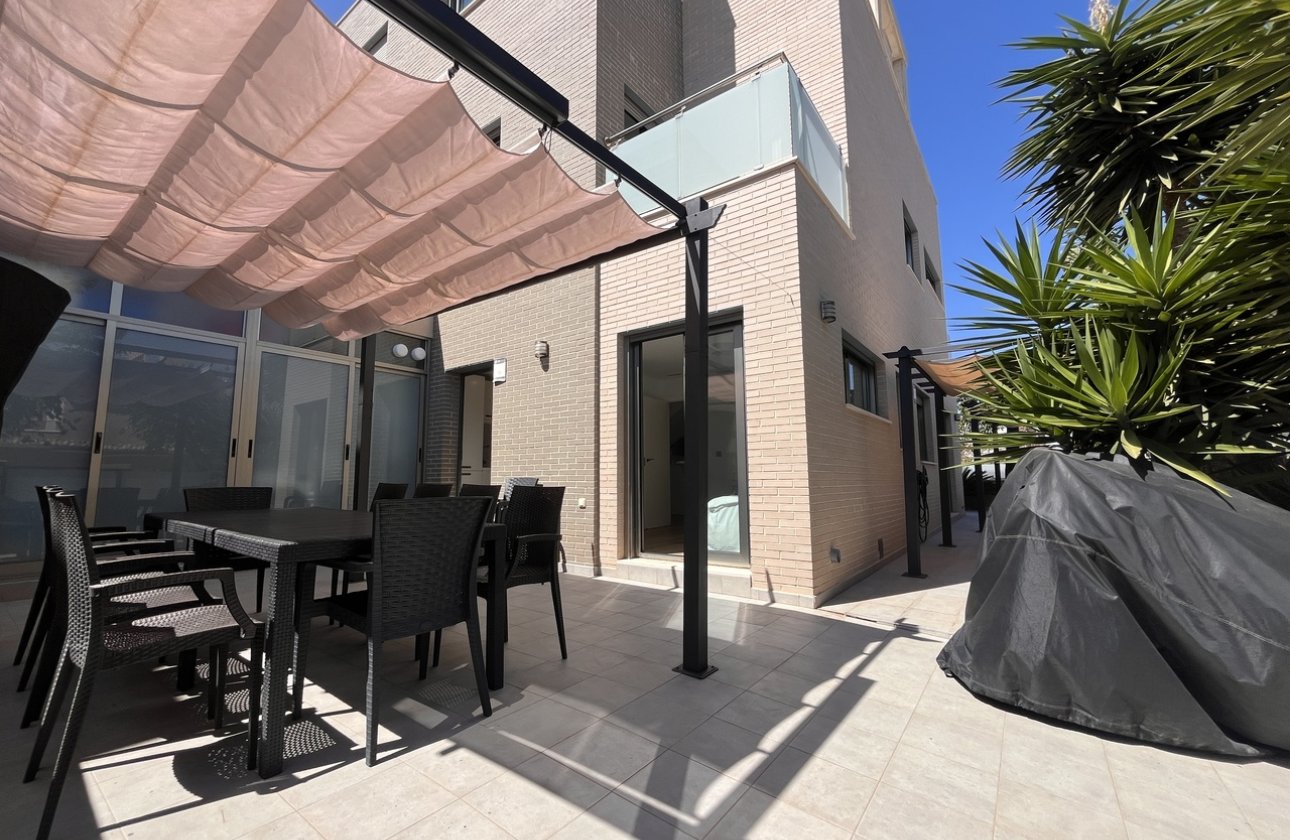 Revente - Villa -
Torre de la Horadada - Costa Blanca