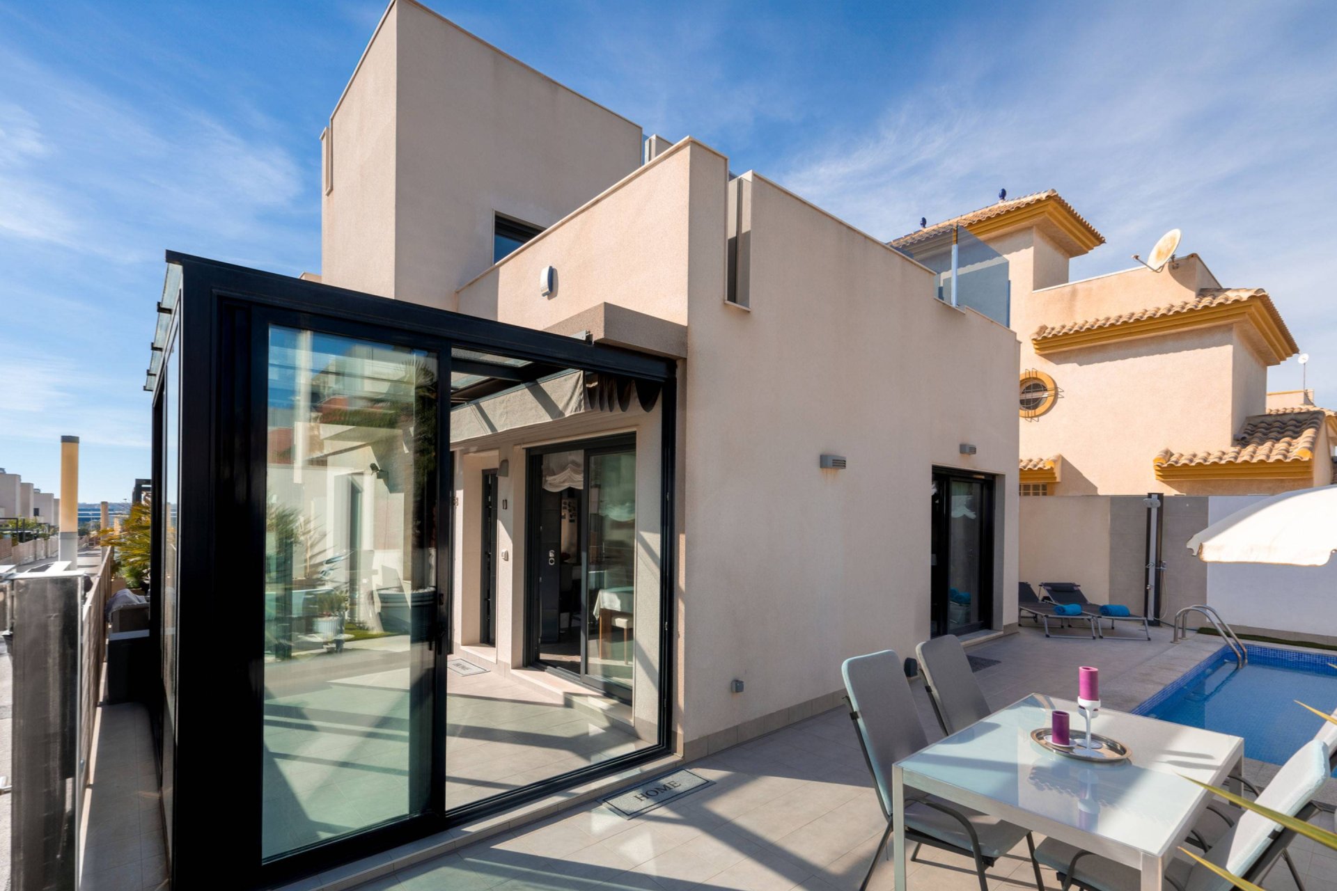 Revente - Villa -
Torrevieja - Aguas Nuevas 2