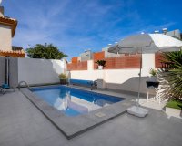 Revente - Villa -
Torrevieja - Aguas Nuevas 2