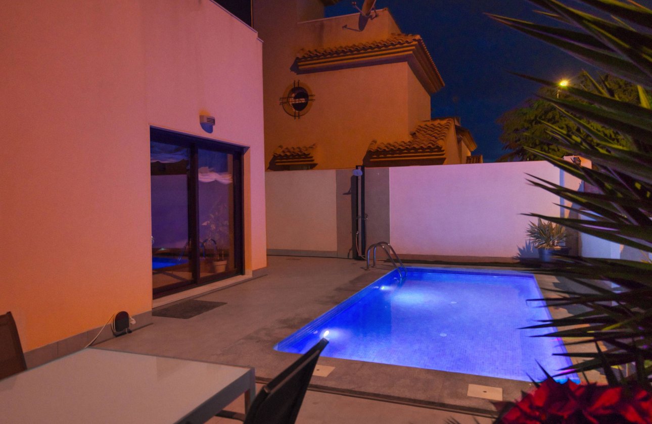 Revente - Villa -
Torrevieja - Aguas Nuevas 2