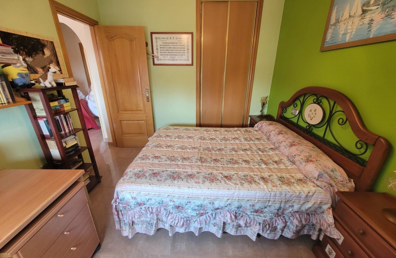 Revente - Villa -
Torrevieja - Aguas Nuevas