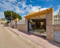 Revente - Villa -
Torrevieja - Aguas Nuevas