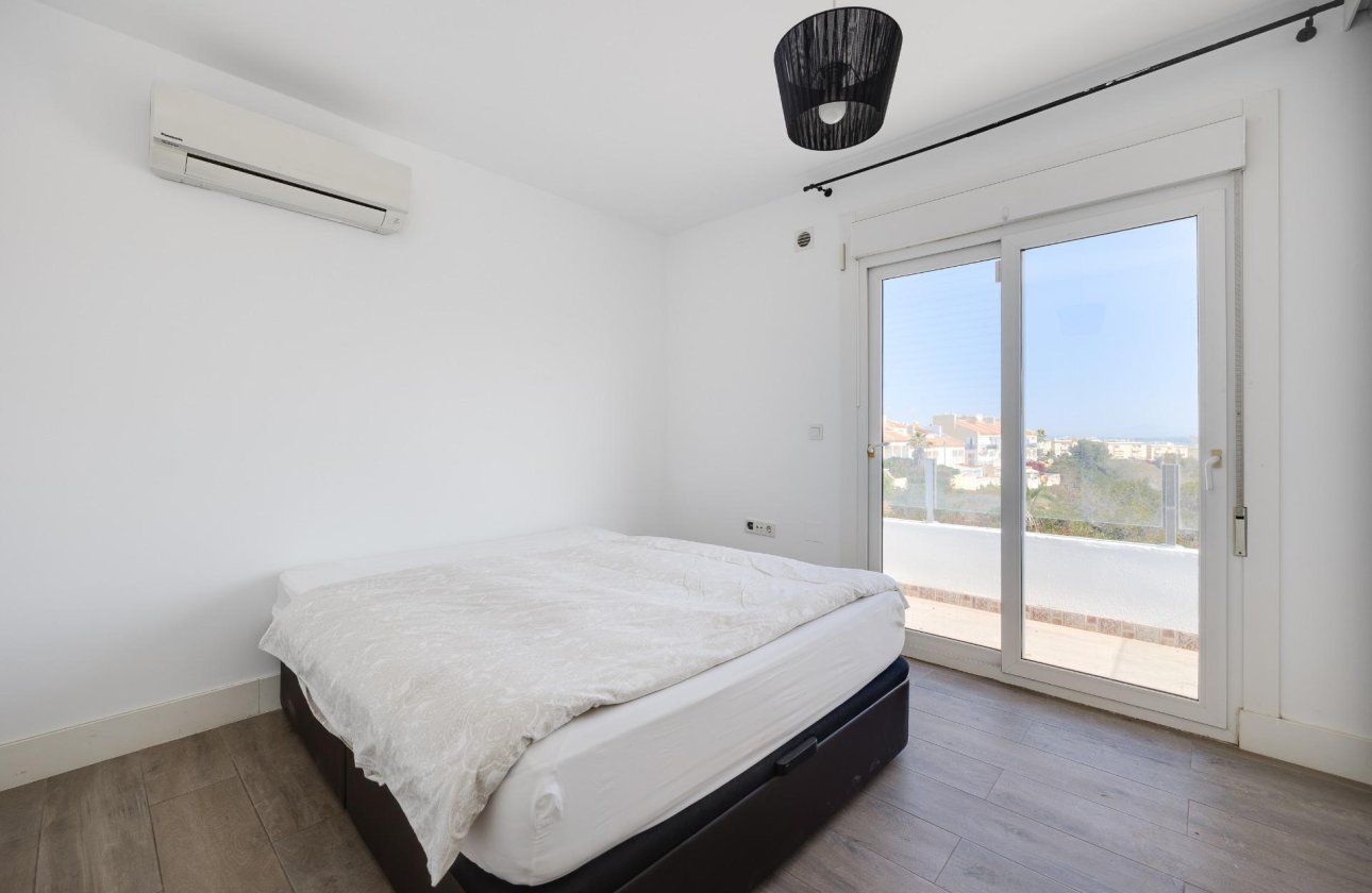 Revente - Villa -
Torrevieja - Aguas Nuevas