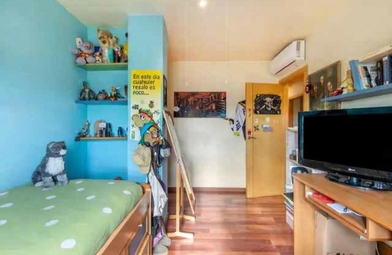 Revente - Villa -
Torrevieja - Aguas Nuevas