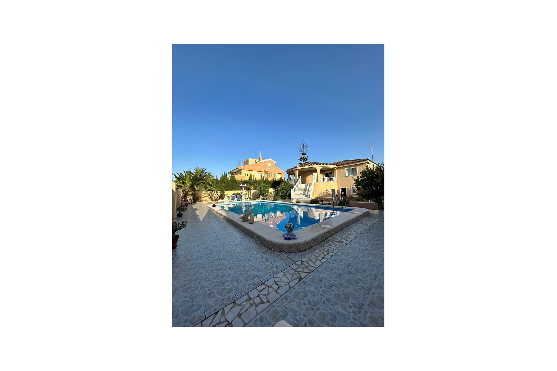 Revente - Villa -
Torrevieja - Aguas Nuevas