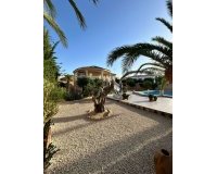 Revente - Villa -
Torrevieja - Aguas Nuevas