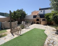 Revente - Villa -
Torrevieja - Aguas Nuevas