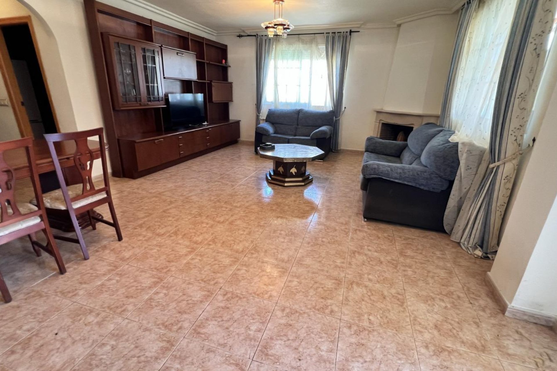 Revente - Villa -
Torrevieja - Aguas Nuevas